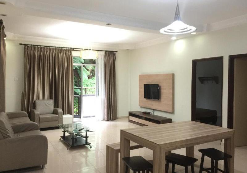 فندق Crown Imperial Court