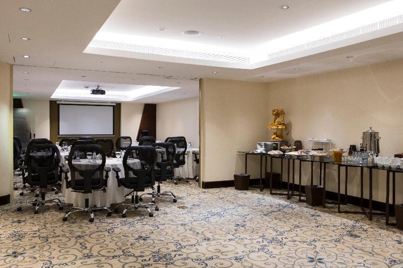 هتل Crowne Plaza Riyadh Al Waha, An Ihg