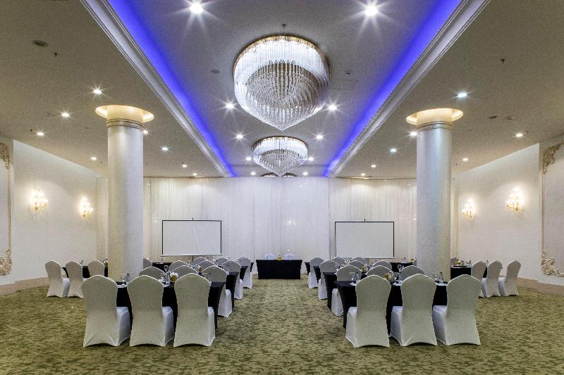 هتل Crowne Plaza Riyadh Al Waha, An Ihg