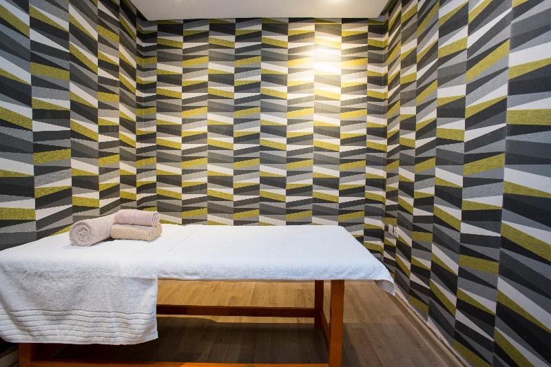 هتل Crowne Plaza Riyadh Al Waha, An Ihg