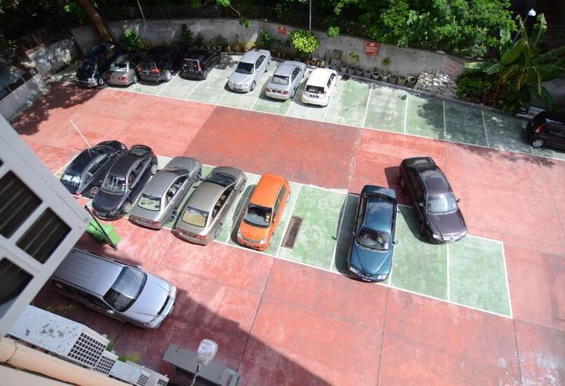 فندق Crystal Lodge