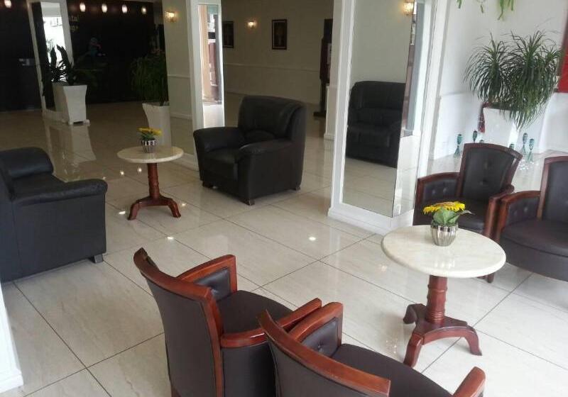 فندق Crystal Lodge