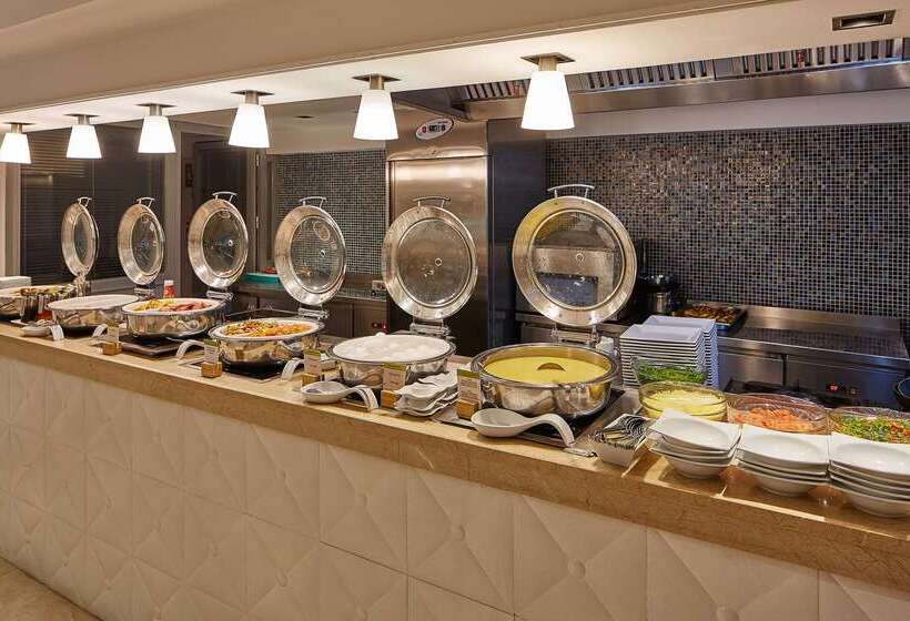 Doubletree By Hilton Hotel Izmir   Alsancak