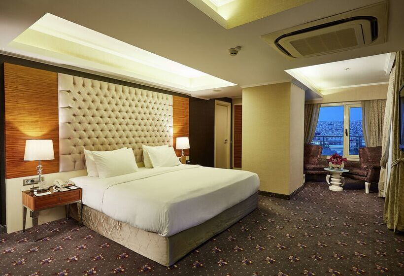 Doubletree By Hilton Hotel Izmir   Alsancak