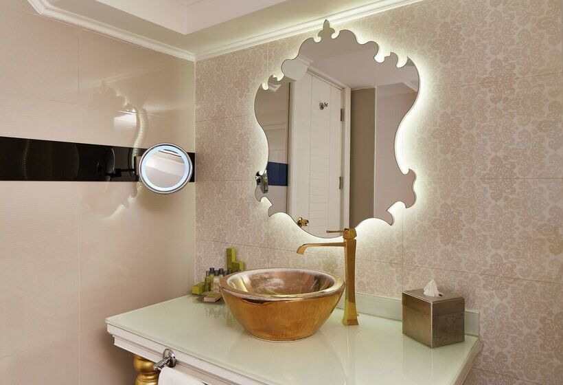 Doubletree By Hilton Hotel Izmir   Alsancak