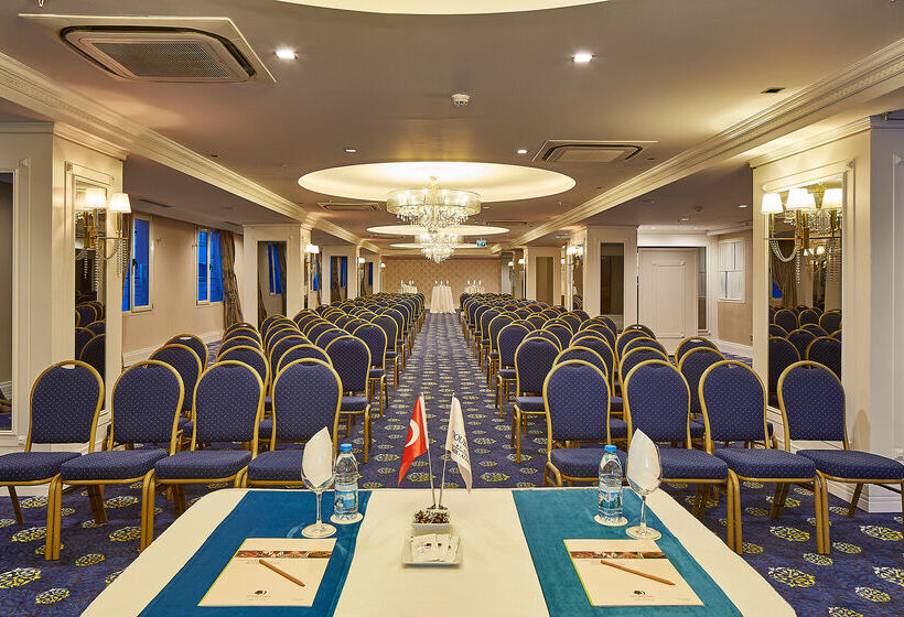 Doubletree By Hilton Hotel Izmir   Alsancak