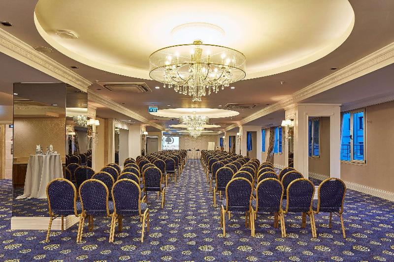 Doubletree By Hilton Hotel Izmir   Alsancak