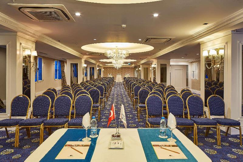 Doubletree By Hilton Hotel Izmir   Alsancak
