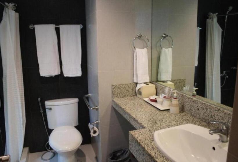 Festive Hotel Makati