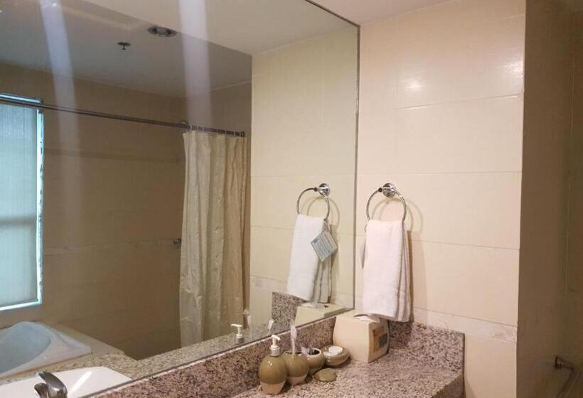 Festive Hotel Makati