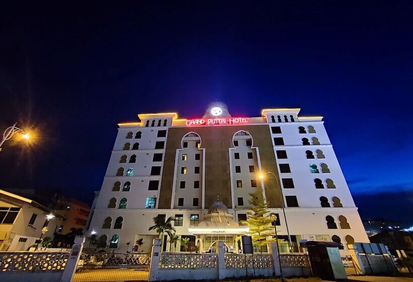 酒店 The Grand Puteri