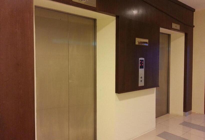 酒店 The Grand Puteri