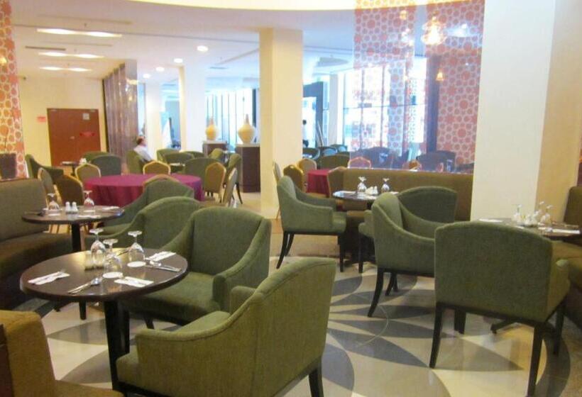 酒店 The Grand Puteri