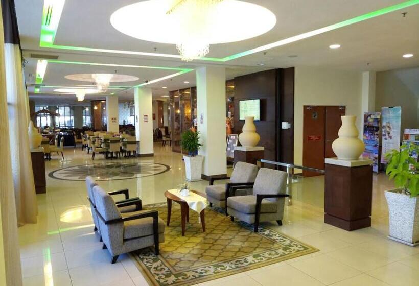 酒店 The Grand Puteri