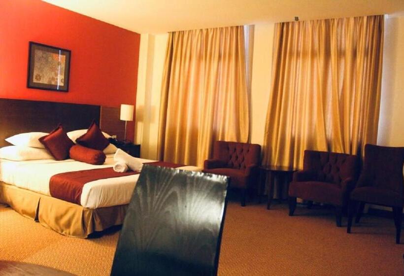 酒店 The Grand Puteri