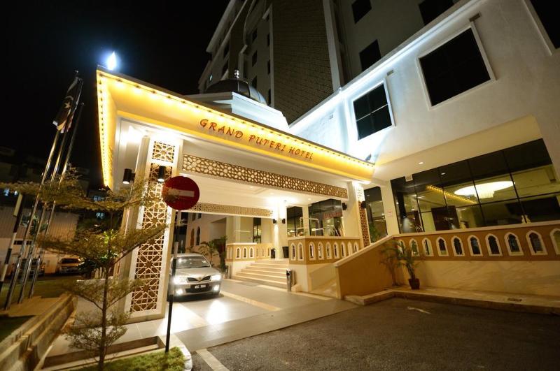 酒店 The Grand Puteri