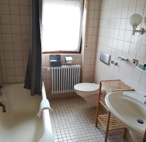 ホテル Gästehaus Rössle