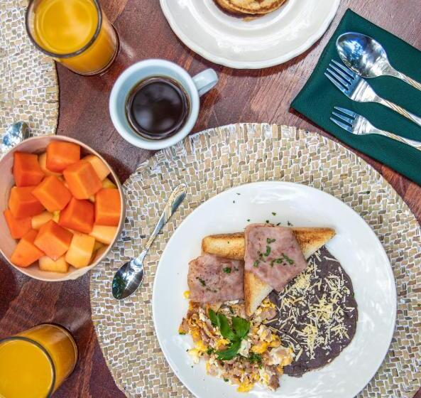 هتل Hacienda San Miguel Yucatan