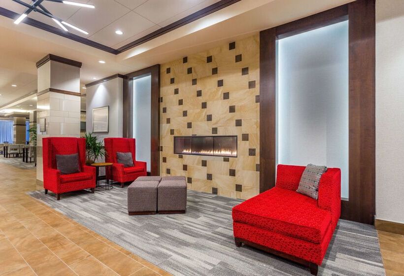 هتل Hampton Inn & Suites Madison / Downtown