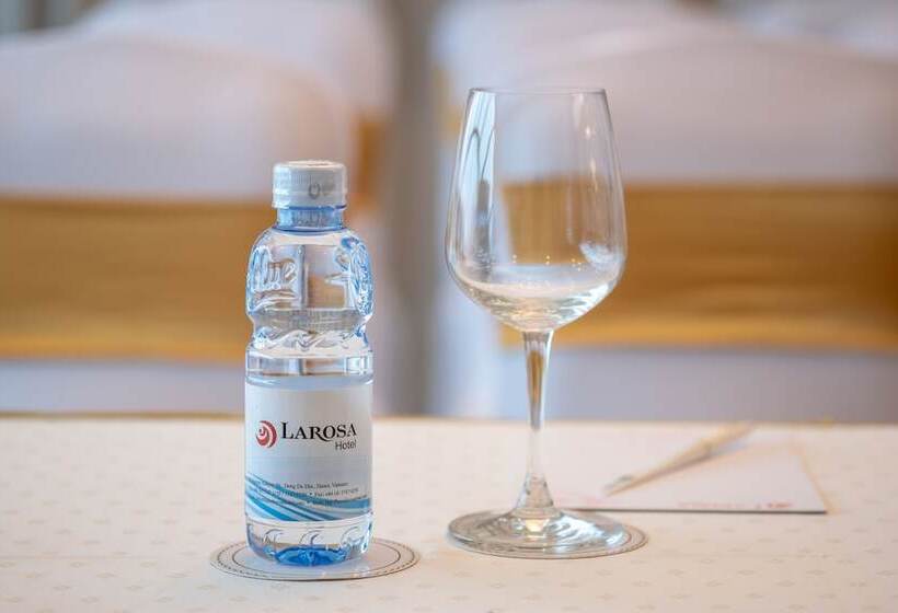 هتل Hanoi La Rosa