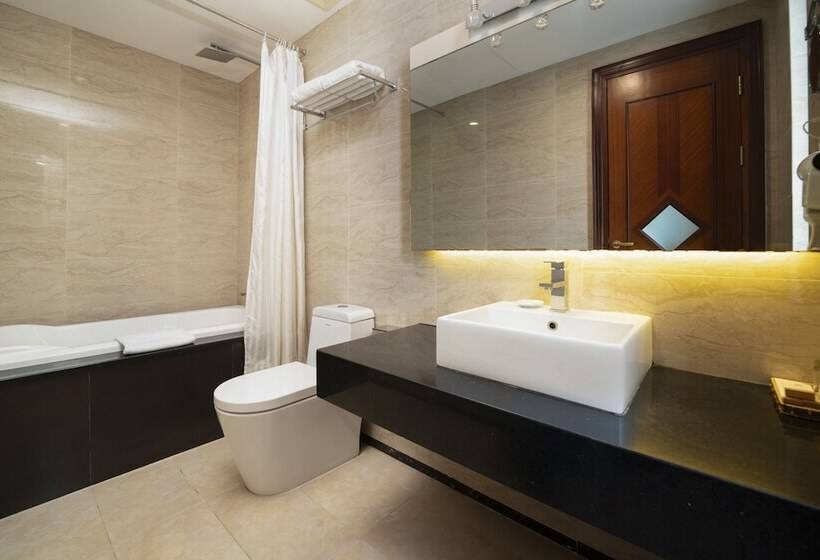 هتل Hanoi La Rosa