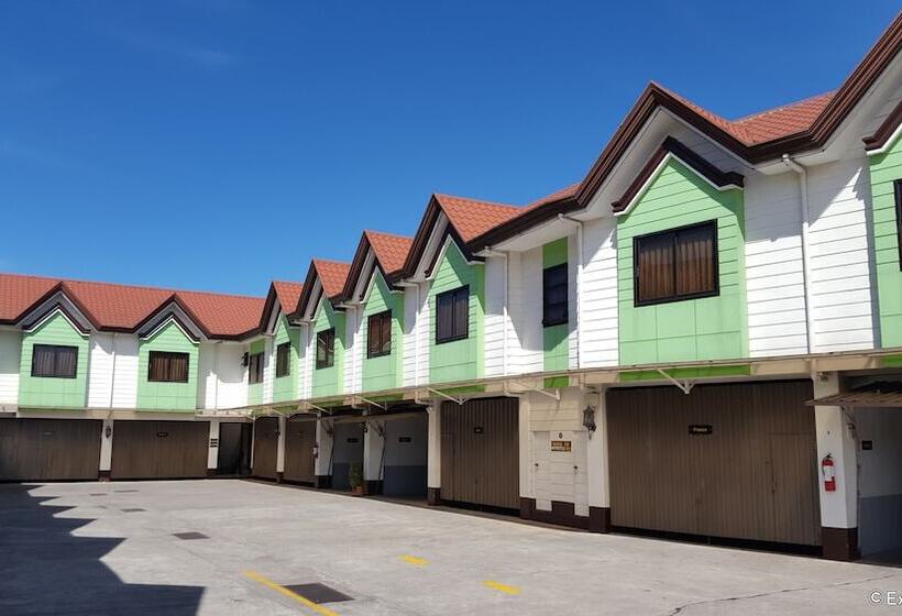 فندق Hollywood Drivein