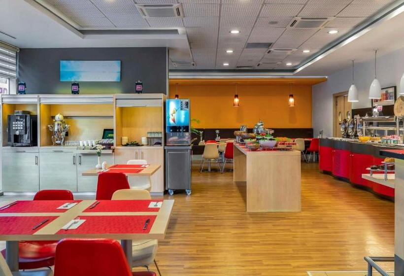 Hotel Ibis Izmir Alsancak