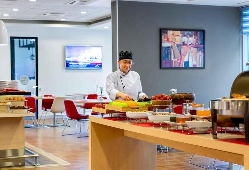 Hotel Ibis Izmir Alsancak