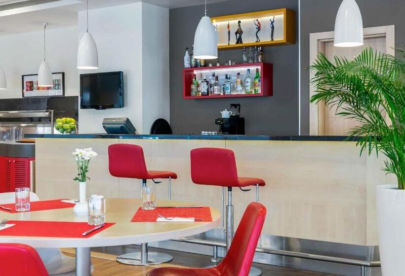 Hotel Ibis Izmir Alsancak