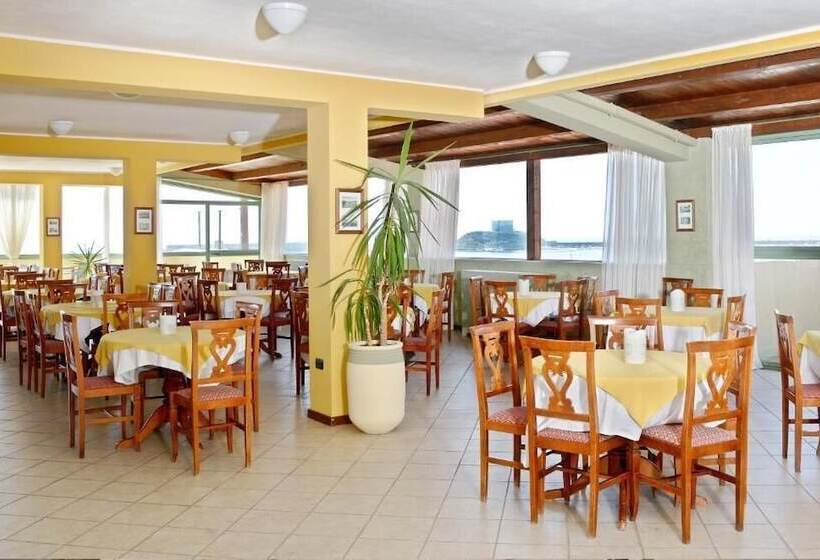 Club Malaspina Hotel & Resort