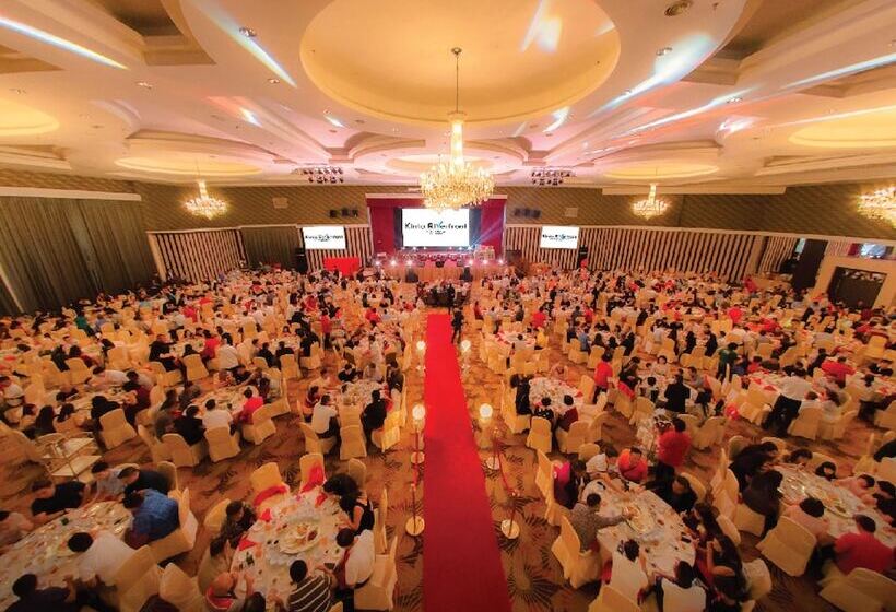 Kinta Riverfront Hotel & Suites