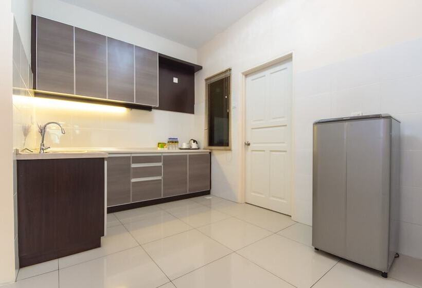 Kinta Riverfront Hotel & Suites