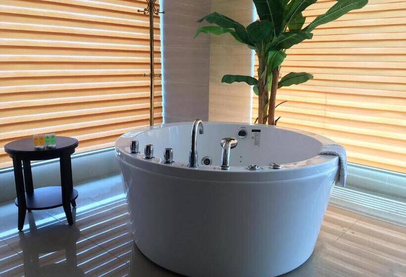 Kinta Riverfront Hotel & Suites