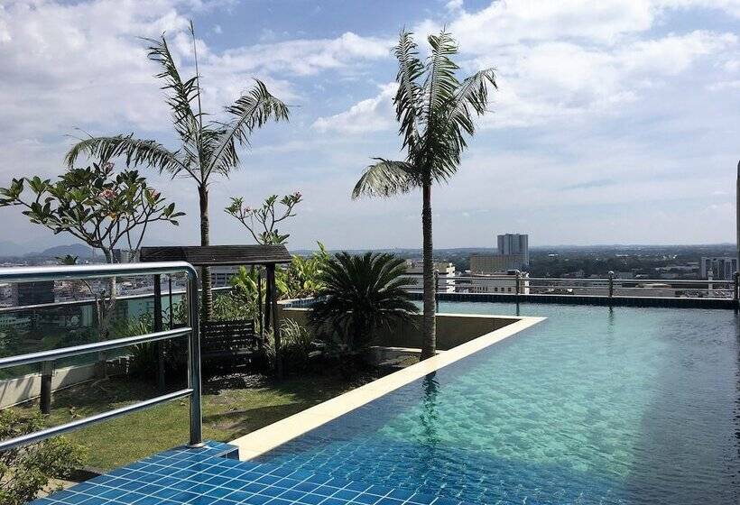 Kinta Riverfront Hotel & Suites