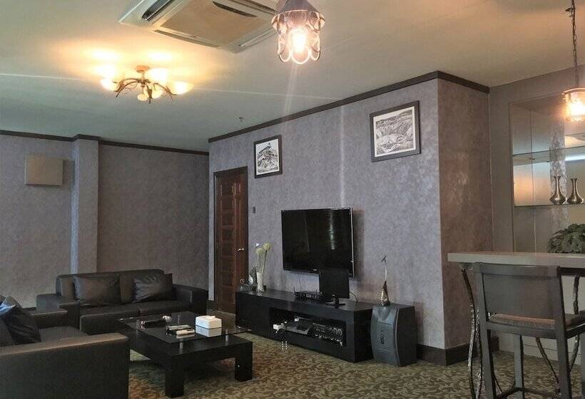 Kinta Riverfront Hotel & Suites