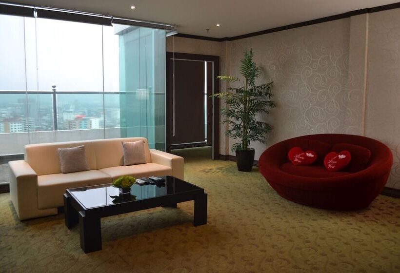 Kinta Riverfront Hotel & Suites