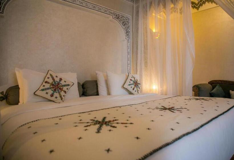 בית מלון כפרי Ksar Elkabbaba Kasbah & Spa