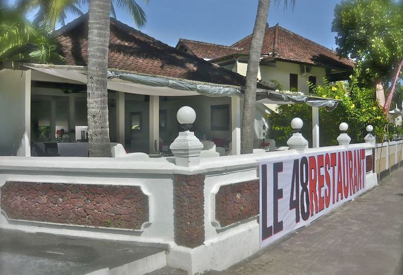 فندق The Forty Eight Resort Candidasa