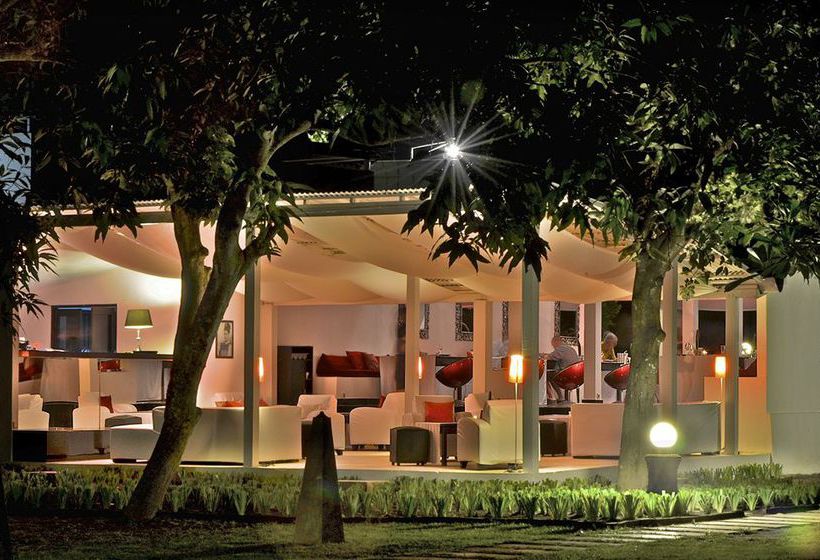 فندق The Forty Eight Resort Candidasa