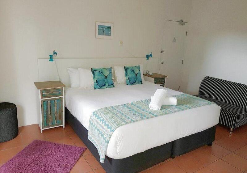 هتل Lennox Beach Resort