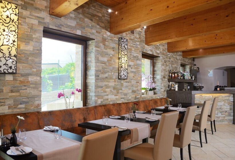 Boutique Hotel Leone