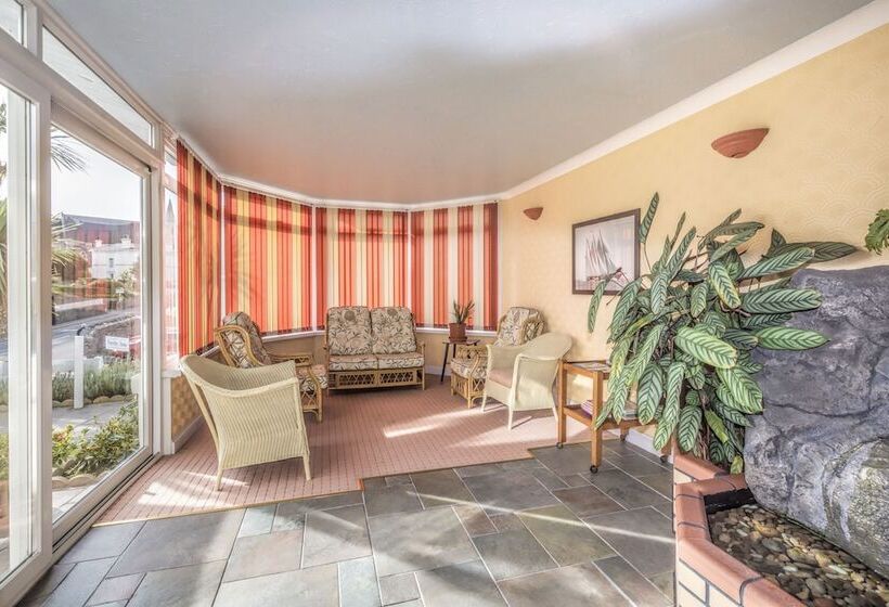 فندق Lindum Lodge