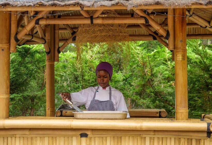 Отель Maison Familiale Lou Riou