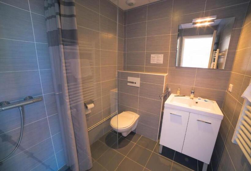 Отель Maison Familiale Lou Riou