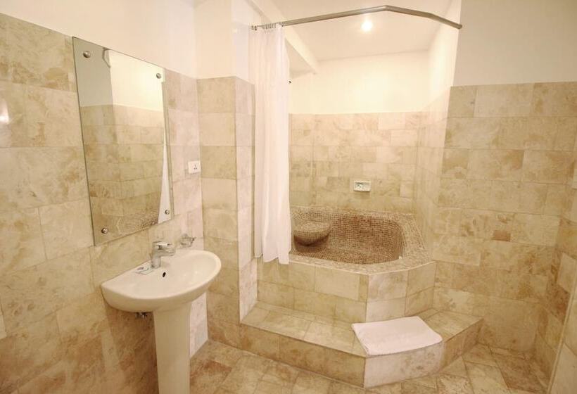 호텔 Mermaid Resort Puerto Galera