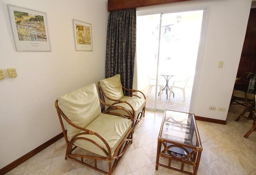 酒店 Mermaid Resort Puerto Galera