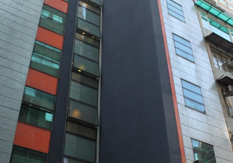 هتل Mingle At The Eden