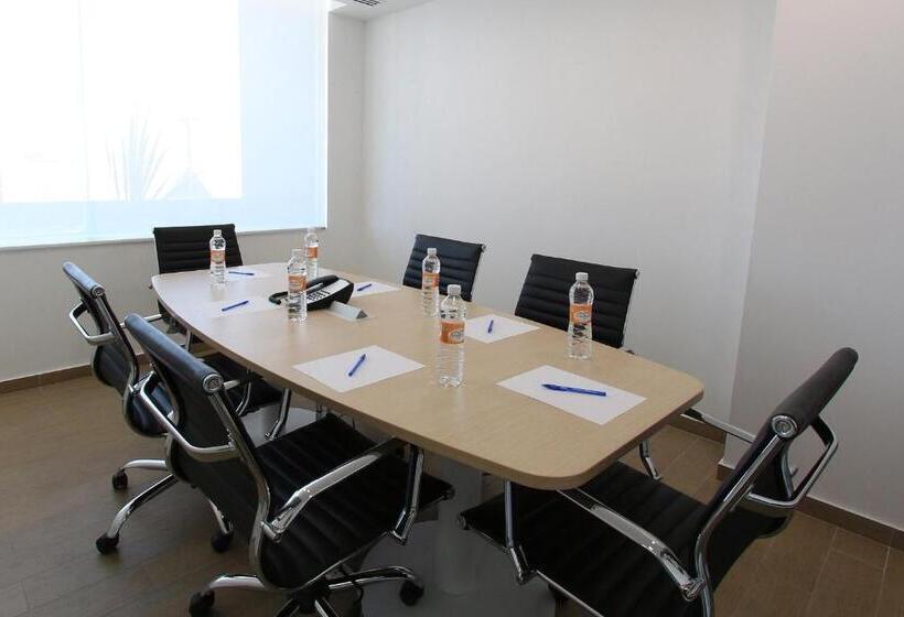 בית מלון כפרי One La Paz