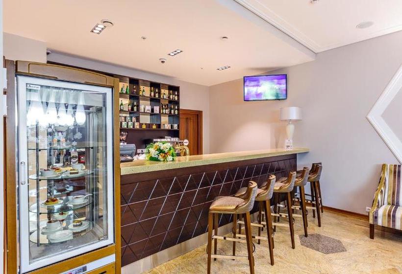 ホテル Raikin Plaza