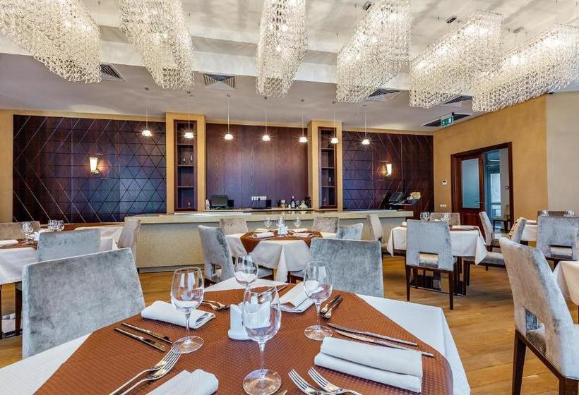 ホテル Raikin Plaza